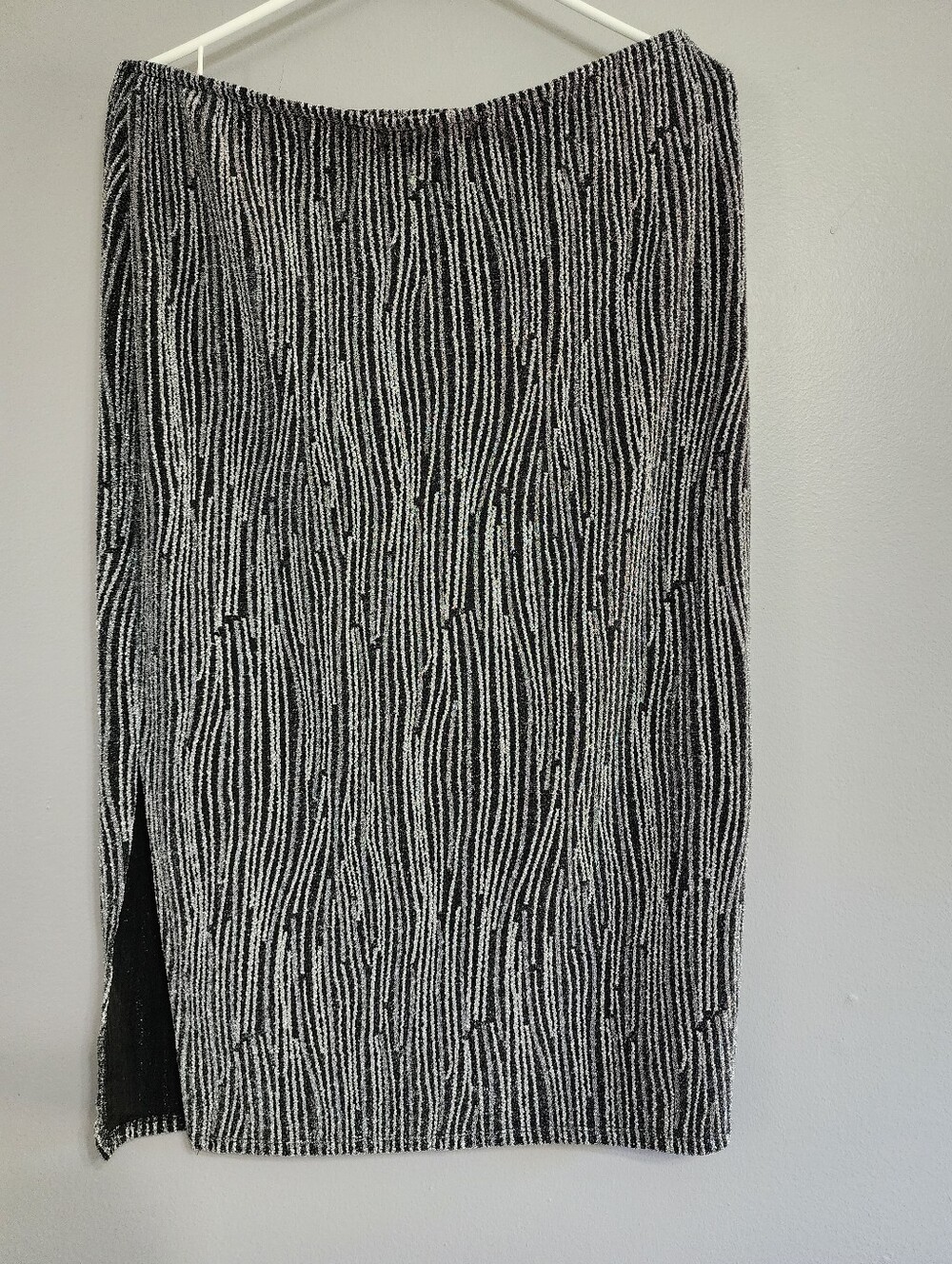 Madden NYC sparkling Midi Skirt